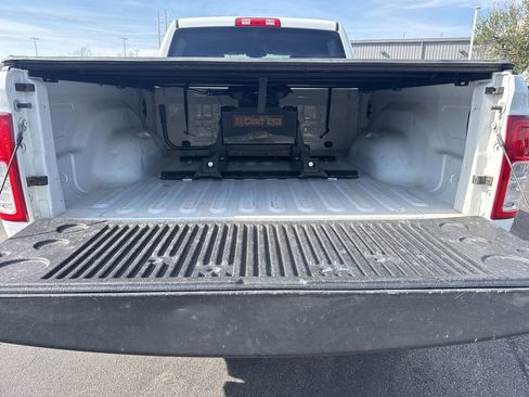 Used 2019 RAM 2500 Big Horn image 21