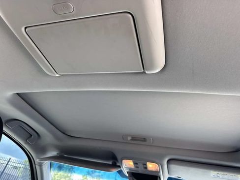 Used 2015 Honda Pilot Touring image 10