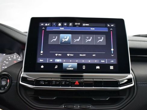 New 2026 Jeep Compass Latitude w/ Sun and Sound Group image 21