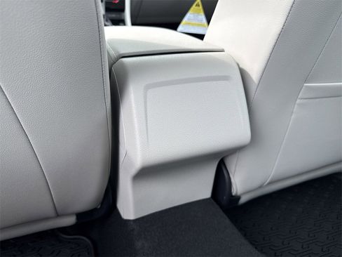 New 2026 Volkswagen Jetta SE image 25