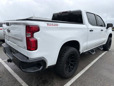 Used 2021 Chevrolet Silverado 1500 LT Trail Boss w/ LT Trail Boss Premium Package AWD/4WD image 4