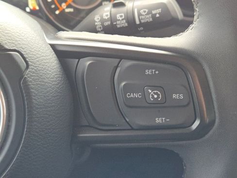 Certified 2023 Jeep Wrangler Unlimited Sport image 29