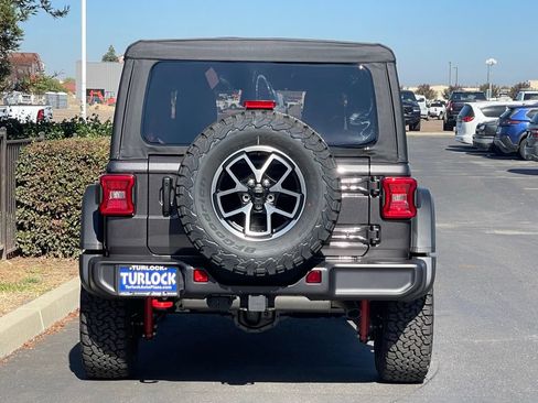 New 2026 Jeep Wrangler Unlimited Rubicon AWD/4WD image 11