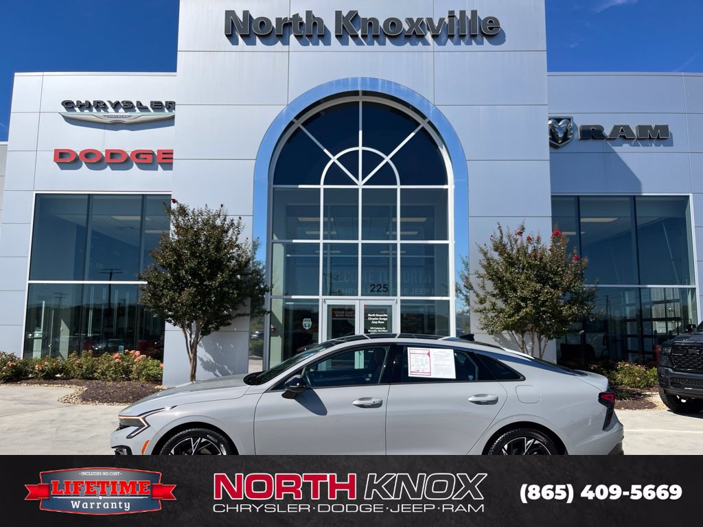 Used 2025 Kia K5 GT-Line w/ GT-Line Premium Package FWD image 2