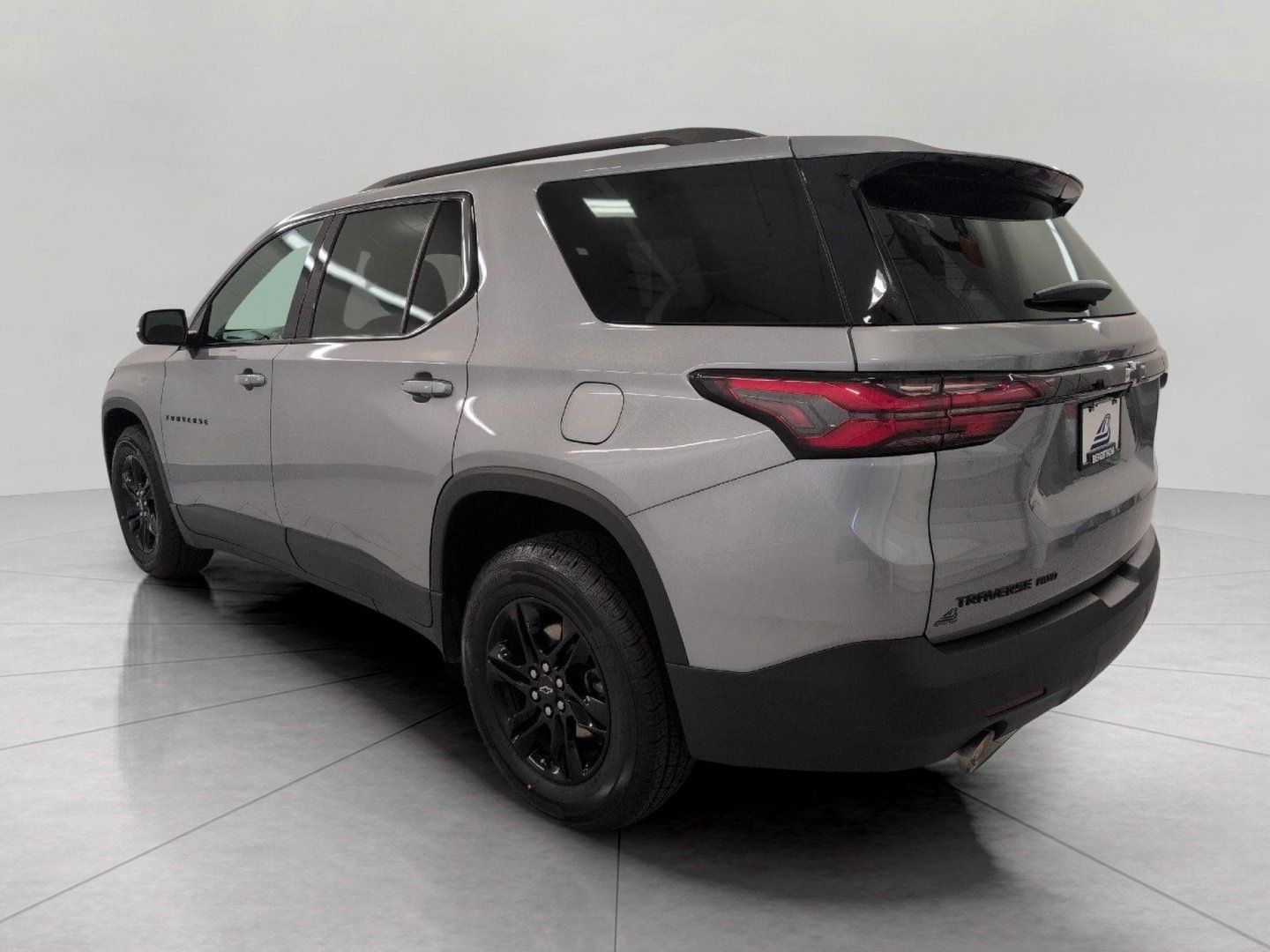 Used 2023 Chevrolet Traverse LT w/ Midnight/Sport Edition AWD/4WD image 20