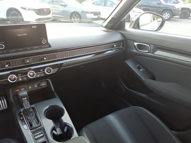 Used 2025 Honda Civic Sport image 9