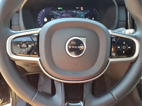 Used 2026 Volvo XC90 B6 Plus AWD/4WD image 12