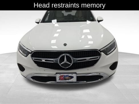Used 2023 Mercedes-Benz GLC 300 4MATIC image 9