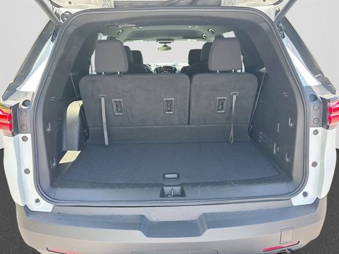 Used 2023 Chevrolet Traverse LT w/ Midnight/Sport Edition AWD/4WD image 38