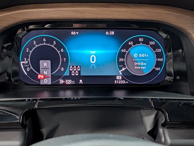 Used 2024 Volkswagen Atlas SE AWD/4WD image 16