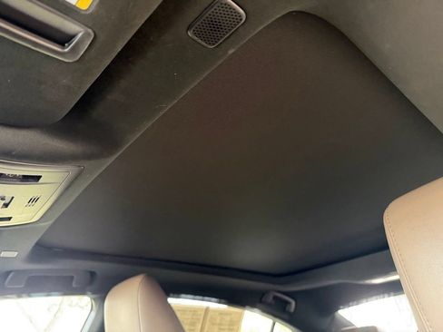 Used 2023 Lexus ES 350 w/ Premium Package FWD image 11