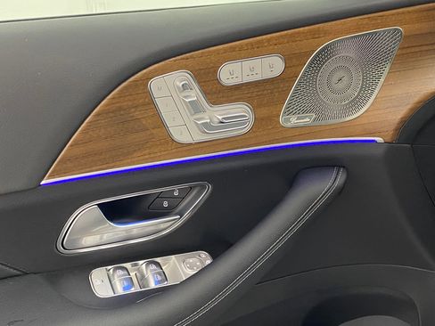 New 2025 Mercedes-Benz GLS 450 4MATIC image 23