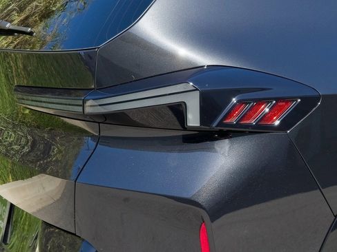 New 2026 BMW XM Label Red image 7