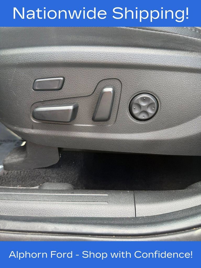 Used 2023 Hyundai Santa Fe Limited AWD/4WD image 7
