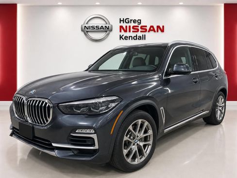 Used 2019 BMW X5 xDrive40i w/ Convenience Package AWD/4WD image 3