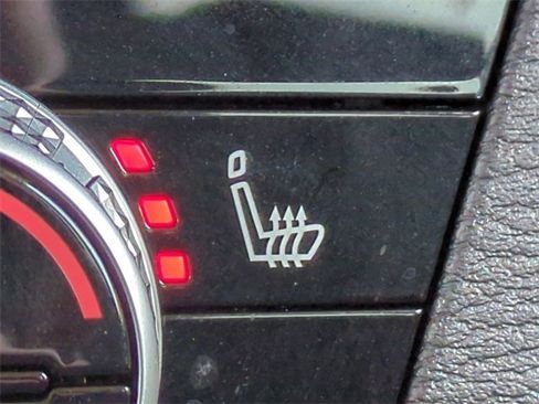 Used 2022 Mitsubishi Outlander SE image 24