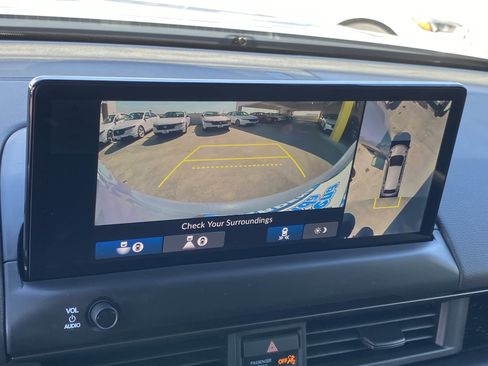 New 2026 Honda Pilot TrailSport image 17