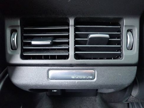 Used 2023 Land Rover Range Rover Evoque SE AWD/4WD image 19
