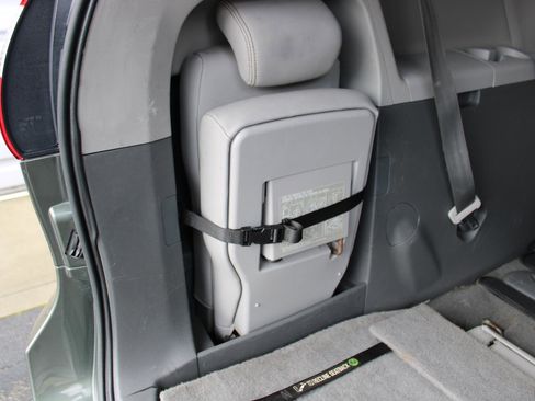 Used 2020 Toyota Sienna XLE w/ XLE Navigation Package image 30