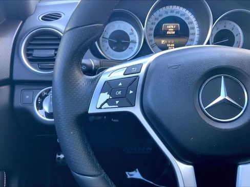 Used 2015 Mercedes-Benz C 250 Coupe image 21