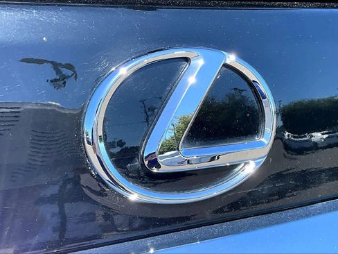 Used 2017 Lexus GX 460 Luxury AWD/4WD image 9