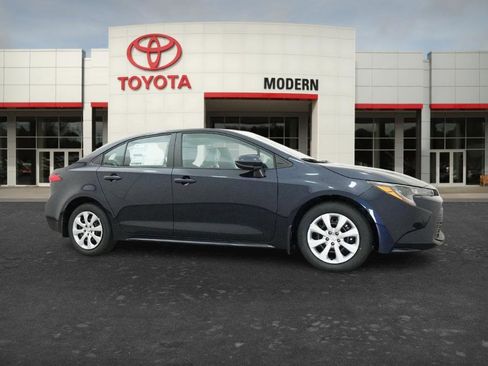 New 2026 Toyota Corolla LE FWD image 12