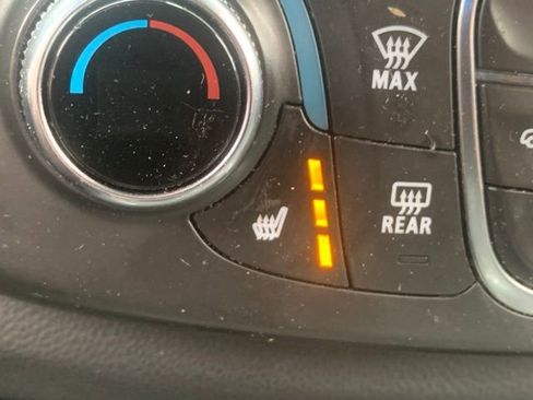 Used 2023 Chevrolet Traverse LT AWD/4WD image 17