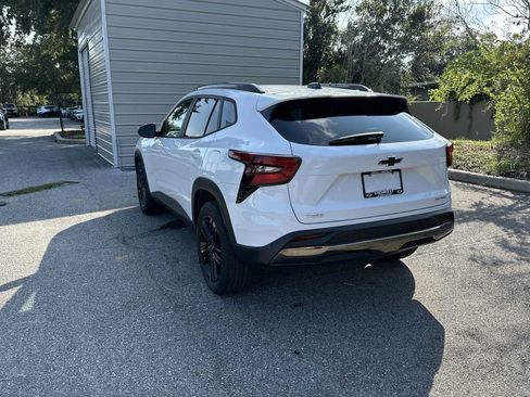 Certified 2024 Chevrolet Trax ACTIV w/ Sunroof Package FWD image 4