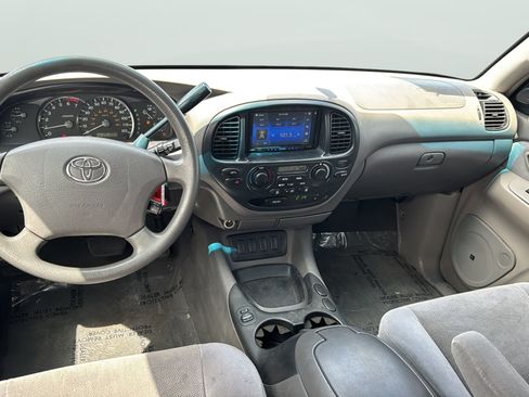 Used 2006 Toyota Sequoia SR5 RWD image 15