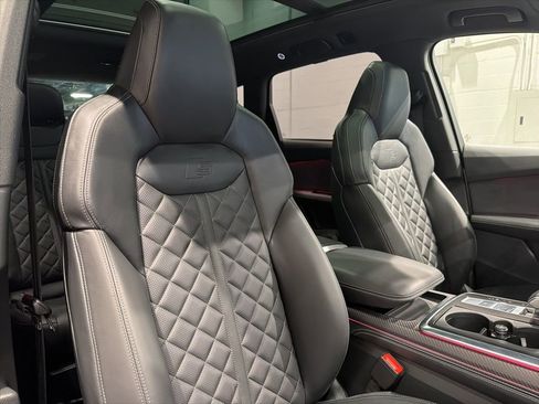 Used 2025 Audi SQ7 Prestige AWD/4WD image 46