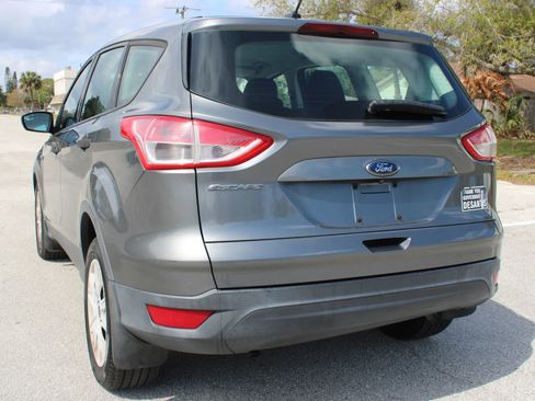 Used 2014 Ford Escape S image 4