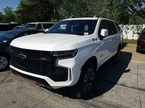 Certified 2023 Chevrolet Tahoe Z71 w/ Luxury Package image 12