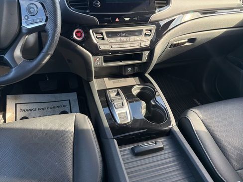 Certified 2023 Honda Passport Elite image 17