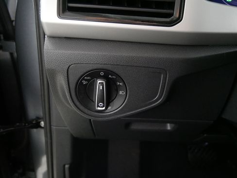 Certified 2023 Volkswagen Atlas SE w/ Panoramic Sunroof Package image 26