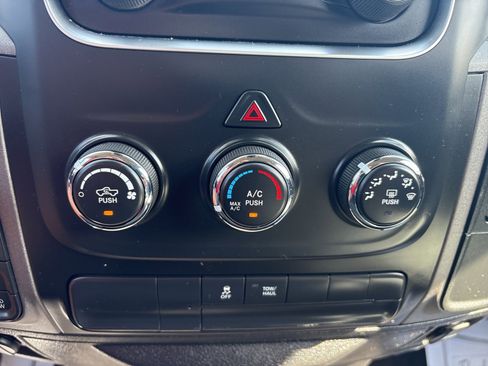 Used 2019 RAM 1500 Express w/ Express Value Package image 21