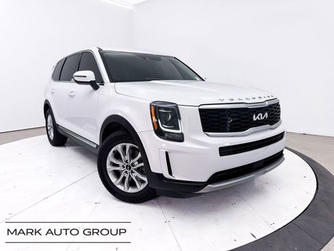 Used 2022 Kia Telluride LX FWD image 1