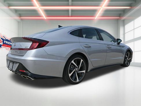 Used 2023 Hyundai Sonata SEL Plus w/ Cargo Package FWD image 3