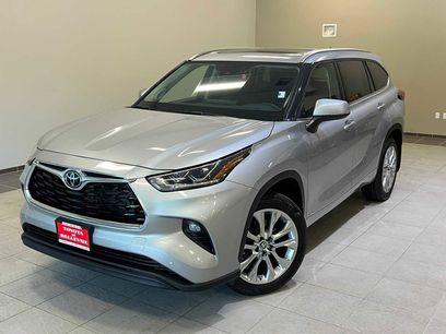Used 2025 Toyota Highlander Limited