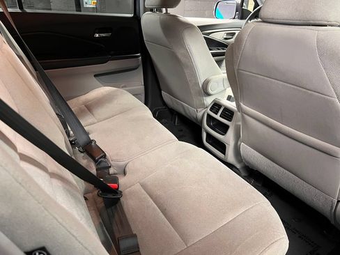 Used 2019 Honda Pilot LX image 15