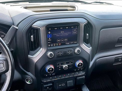 Used 2022 GMC Sierra 1500 Denali w/ Denali Reserve Package AWD/4WD image 8