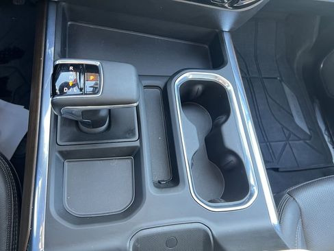 Certified 2023 Chevrolet Silverado 1500 High Country w/ High Country Premium Package image 26