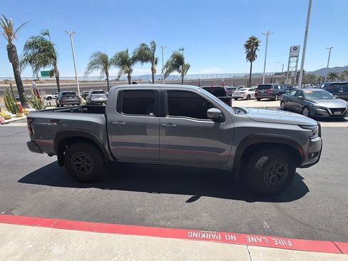 Used 2025 Nissan Frontier PRO-4X w/ Interior Protection Package AWD/4WD image 8