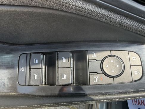 Used 2023 Nissan Rogue SV AWD/4WD image 13