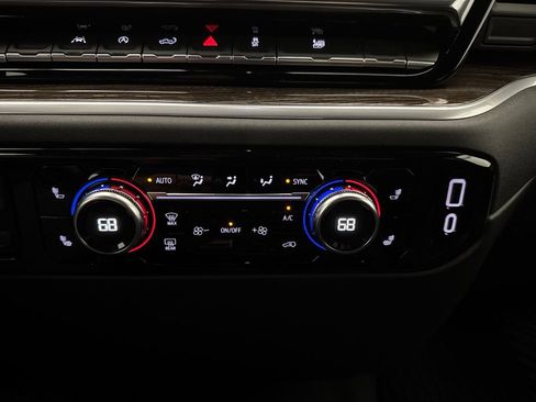 New 2026 GMC Sierra 1500 Elevation AWD/4WD image 33
