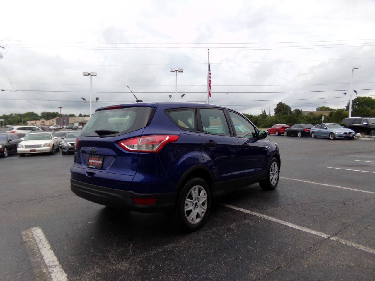 Used 2015 Ford Escape S FWD image 6