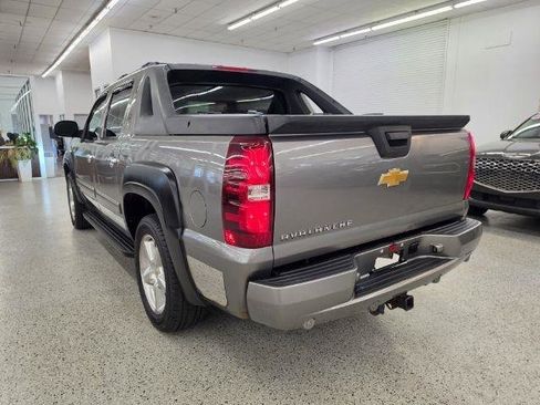 Used 2012 Chevrolet Avalanche LT w/ All-Star Edition AWD/4WD image 6