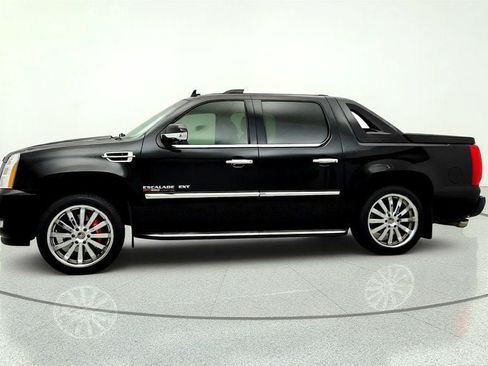 Used 2012 Cadillac Escalade EXT Luxury AWD/4WD image 8