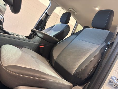 Used 2018 Ford Escape SE FWD image 14