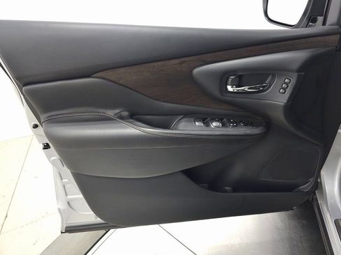 Used 2019 Nissan Murano Platinum w/ Cargo Package image 15