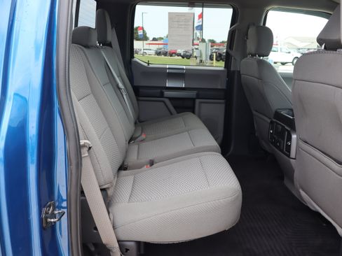 Used 2018 Ford F150 XLT w/ Equipment Group 302A Luxury AWD/4WD image 12